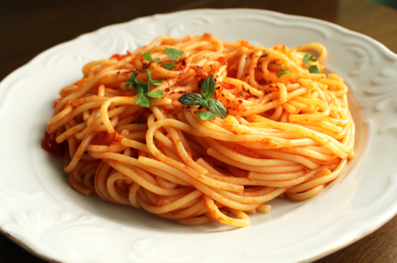 Νόστιμα Σπαγγέτι Ναπολιτάνα