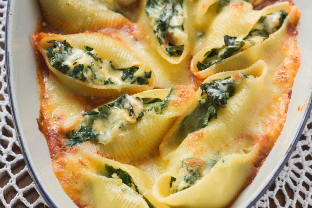 Κοχύλια γεμιστά με σπανάκι και ανθότυρο