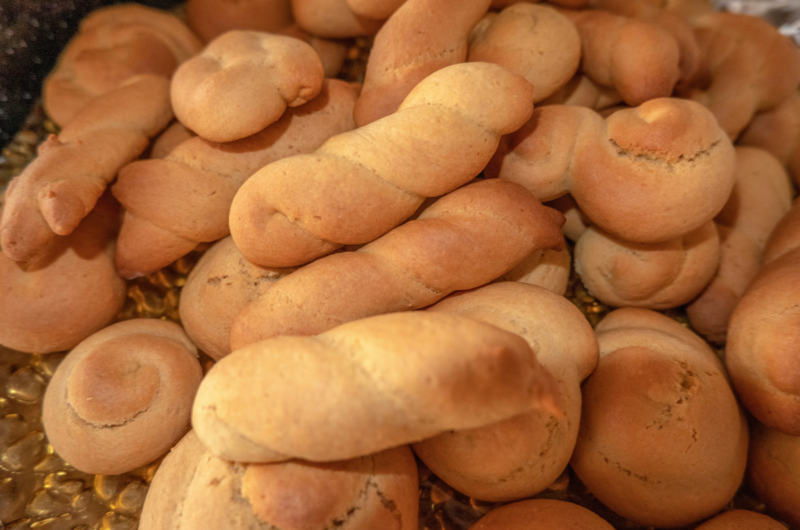 Νηστίσιμα κουλουράκια με κανέλα και πορτοκάλι